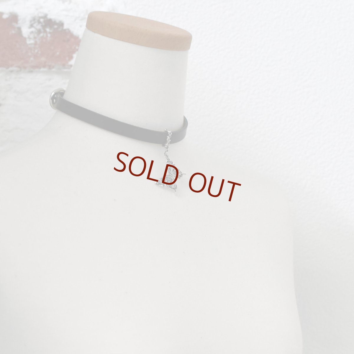 アゲハ蝶のレザーチョーカー(ブラック)