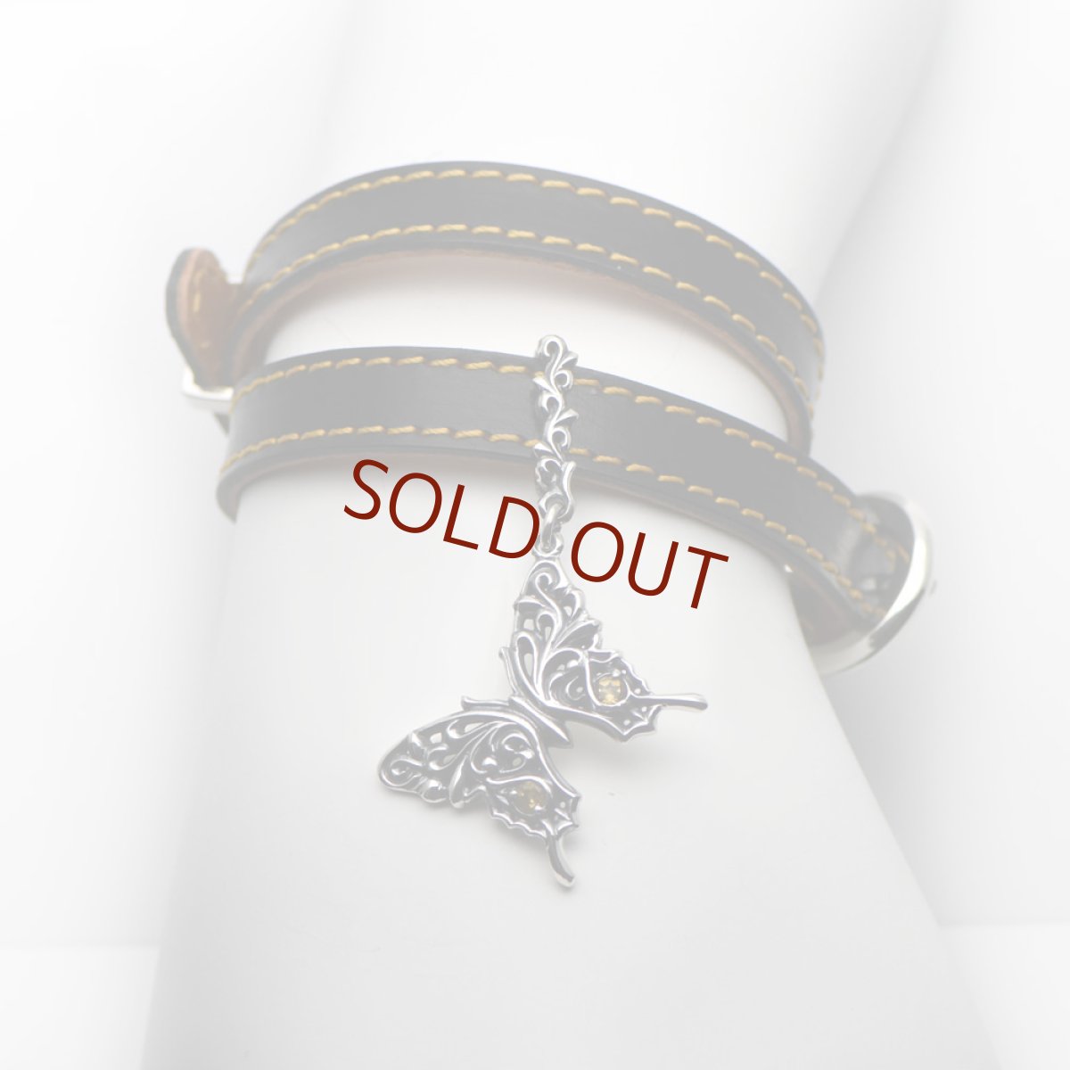 アゲハ蝶の限定レザーチョーカー/ブレスレット(ブラック/キャメル)