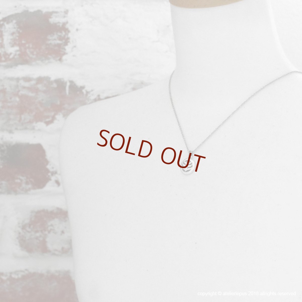 [キングダム 公式コラボアクセサリー]王賁(おうほん)モデル シルバーペンダント 【White clover】