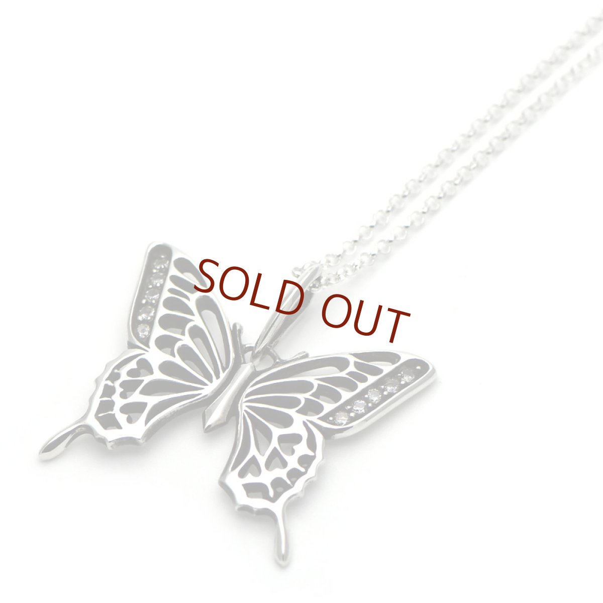 アゲハ蝶の透かし模様のシルバーペンダント クリアジルコニア