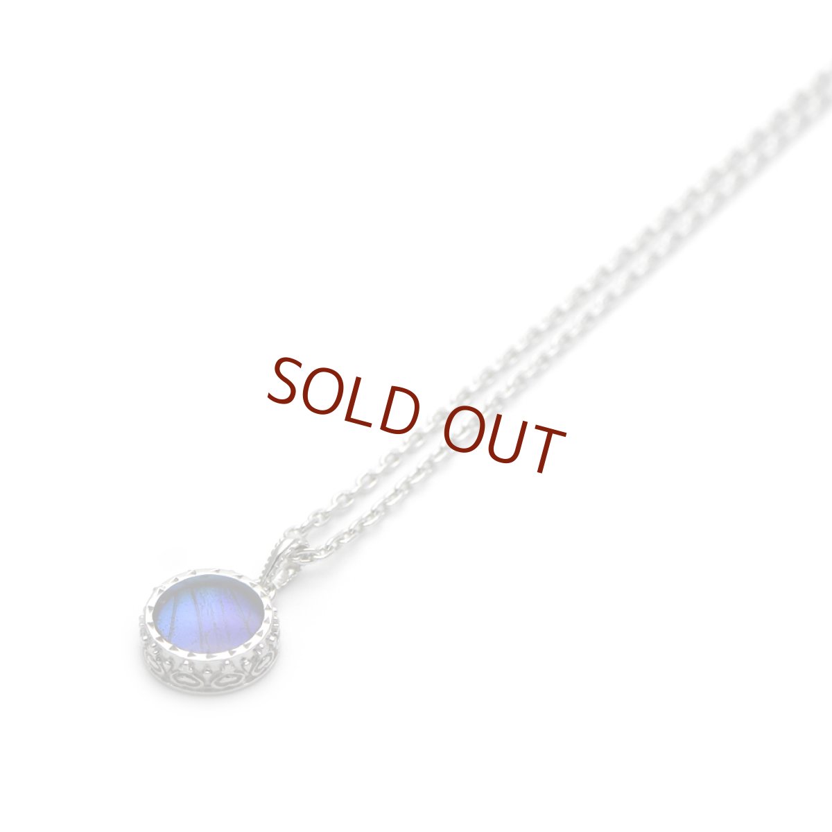 ゴシック調のラウンドペンダント(シルバー)【Psyche|プシュケ】