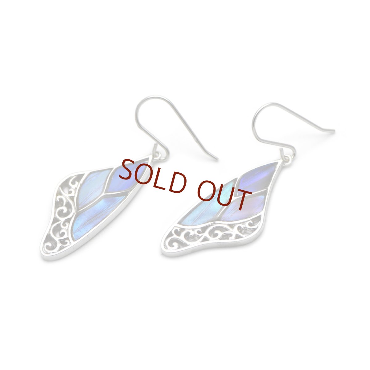 モルフォ蝶の翅が美しいピアス(シルバー)[両耳]【Psyche|プシュケ】