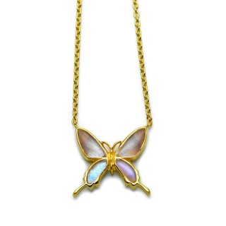 プシュケ（Psyche）のモルフォ蝶など、本物の羽根を使用した