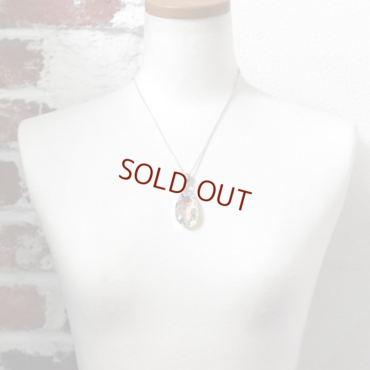 スワロフスキー クリスタル オーロラカラー シルバーペンダント