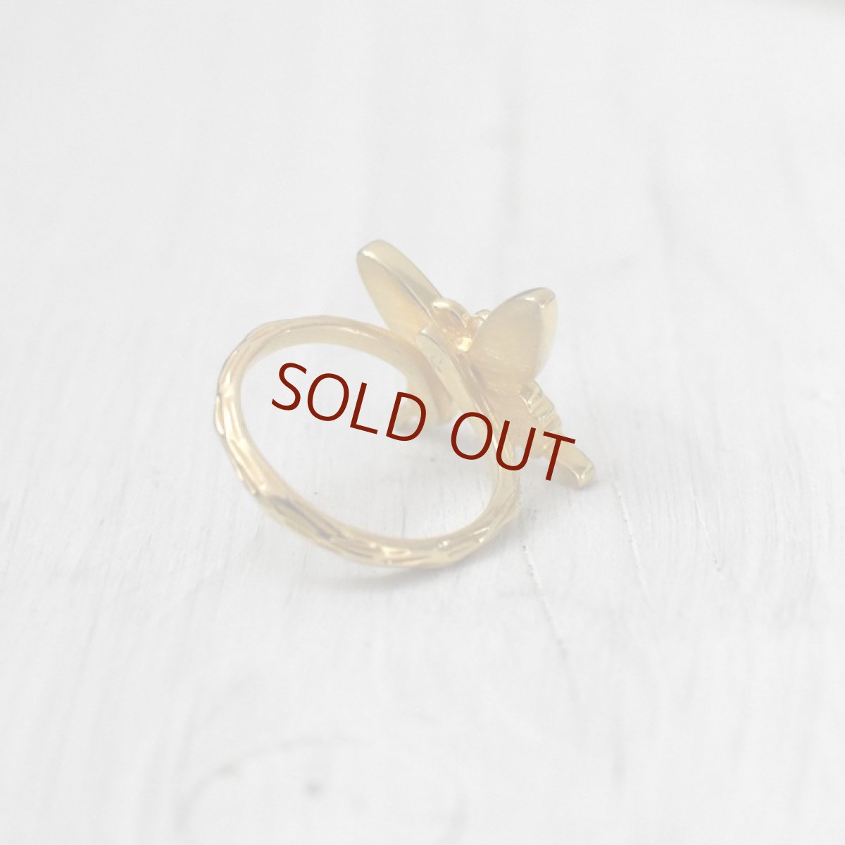 スルコウスキーモルフォ 蝶の翅 リング (ゴールド)【Psyche|プシュケ】