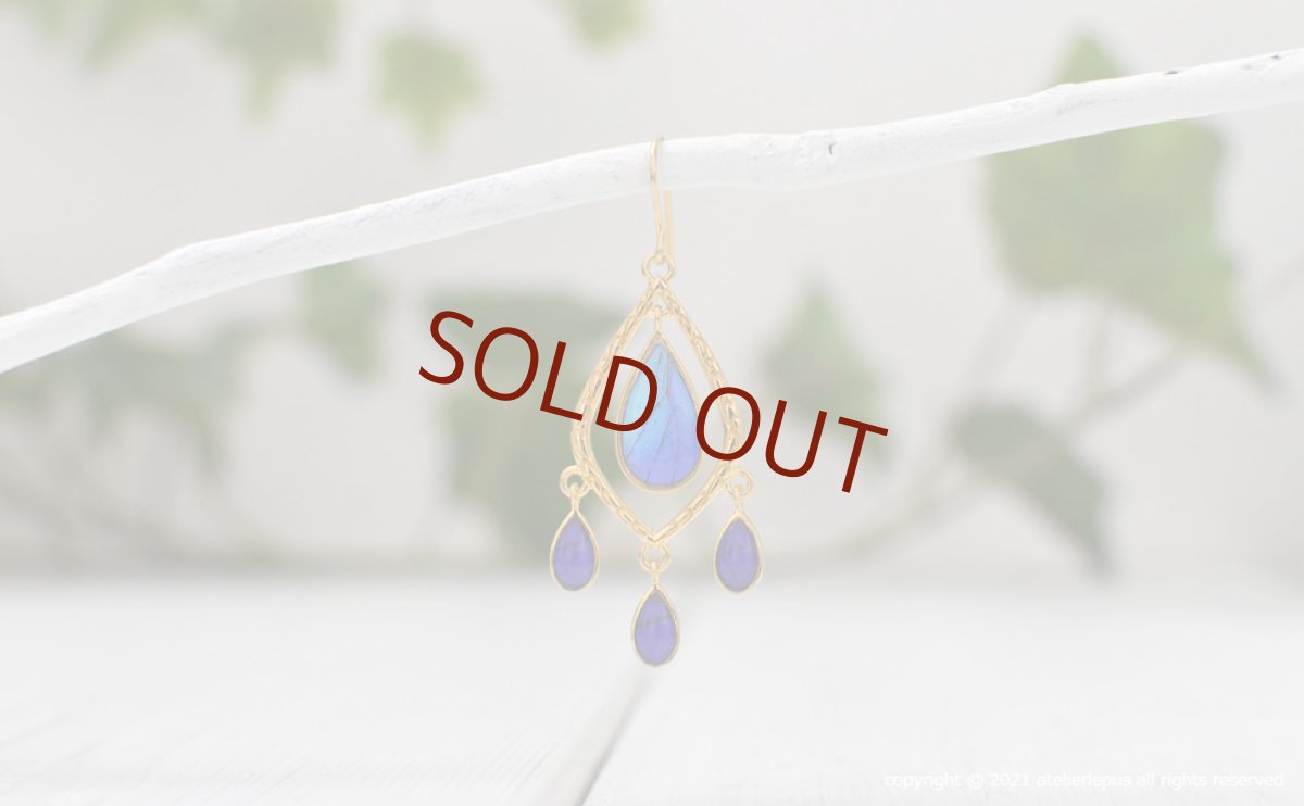 タミラスムラサキシジミ/ケンタウルスムラサキツバメ 蝶の翅 ピアス(ゴールド)[片耳]【Psyche|プシュケ】