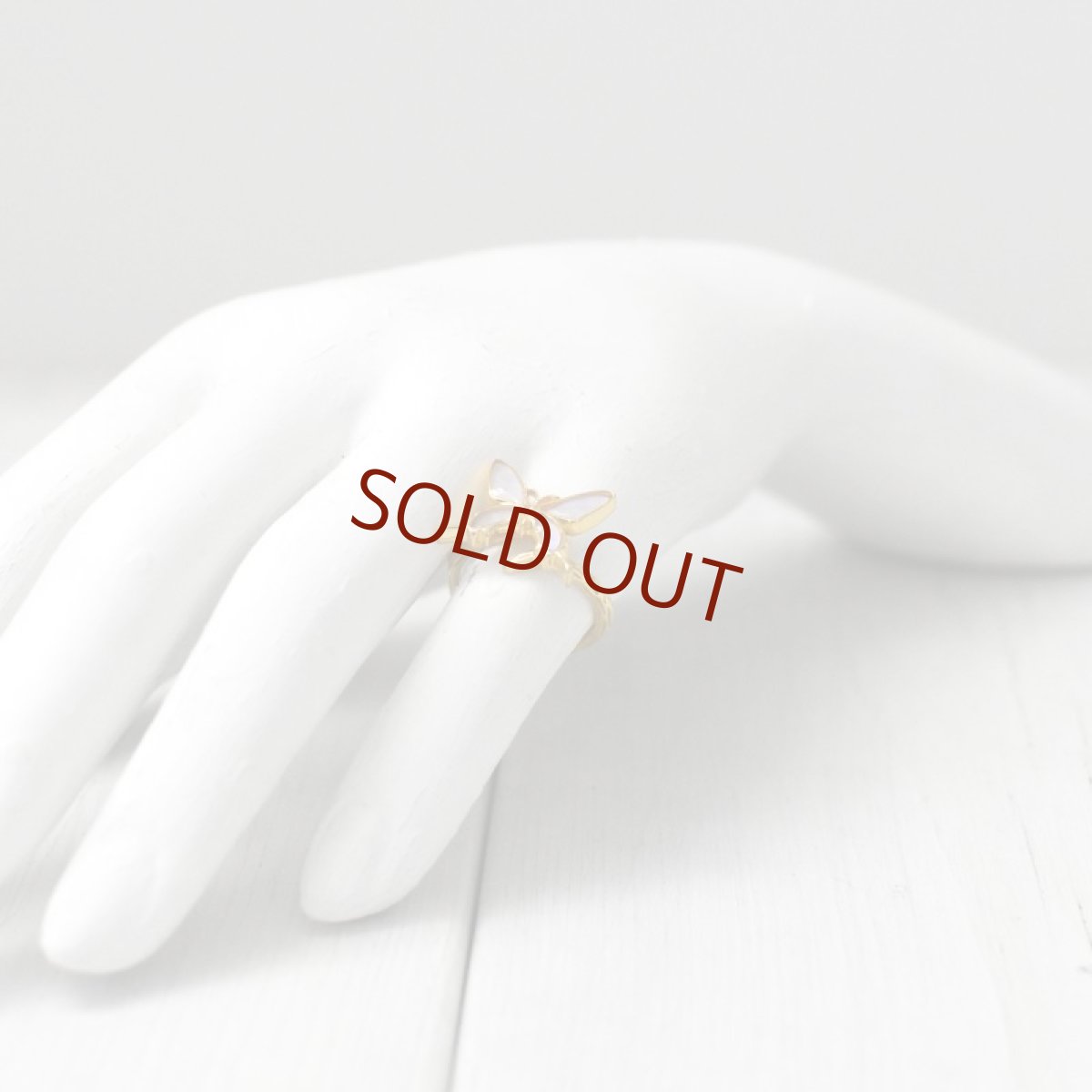 スルコウスキーモルフォ 蝶の翅 シルバー925リング (ゴールド)【Psyche|プシュケ】