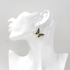 ドクソコパチェルビナ 蝶の翅 シルバー925 ピアス (ゴールド)【Psyche|プシュケ】