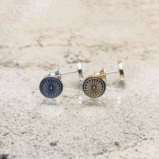 菊 文様 耳飾り シルバー925 ピアス (シルバー)【KANAME | 金目】