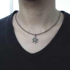 ほうき星 スノーフレーク 雪の結晶 シルバー925 ペンダント ネックレス【cooldust | クールダスト】