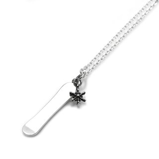 雪の結晶のシルバーアクセサリー