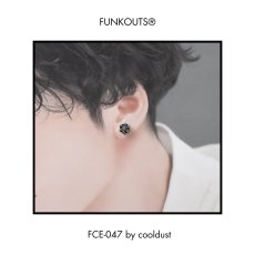 スノーフレーク 雪の結晶 モチーフ シルバー925 ピアス[誕生石]【cooldust | クールダスト】