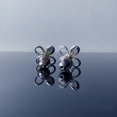 水引 文様 耳飾り 和柄 シルバー925 ピアス [両耳]【KANAME | 金目(かなめ)】
