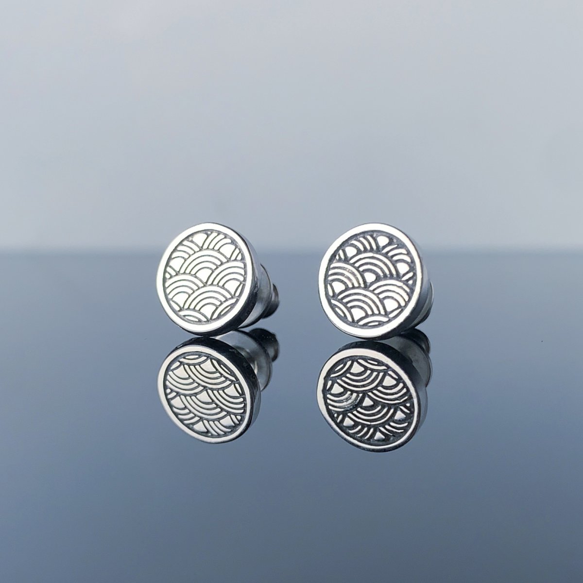 青海波 文様 耳飾り 和柄 シルバー925 ピアス  [両耳]【KANAME | 金目(かなめ)】