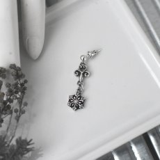 スノーフレーク 雪の結晶 シルバー 925 ピアス[誕生石]【cooldust | クールダスト】