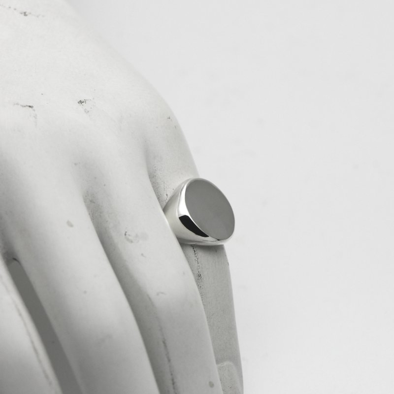 Classic Ovall Signet Ring / クラシック オーバル シグネット リング
