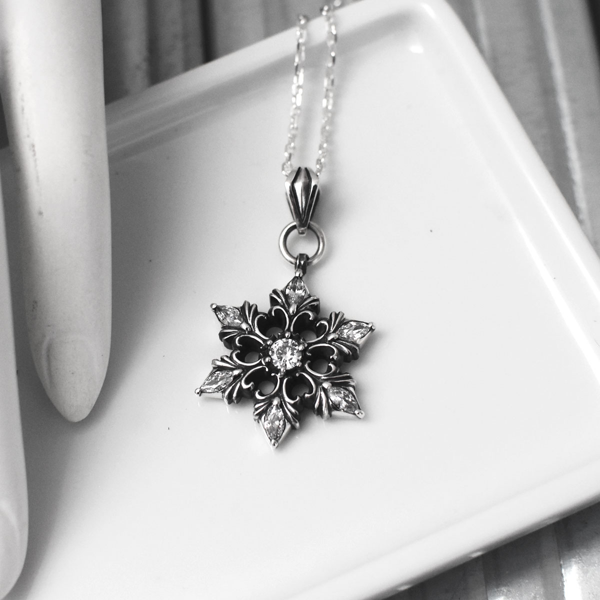 スノークリスタル 雪の結晶 シルバー925 ペンダント ネックレス