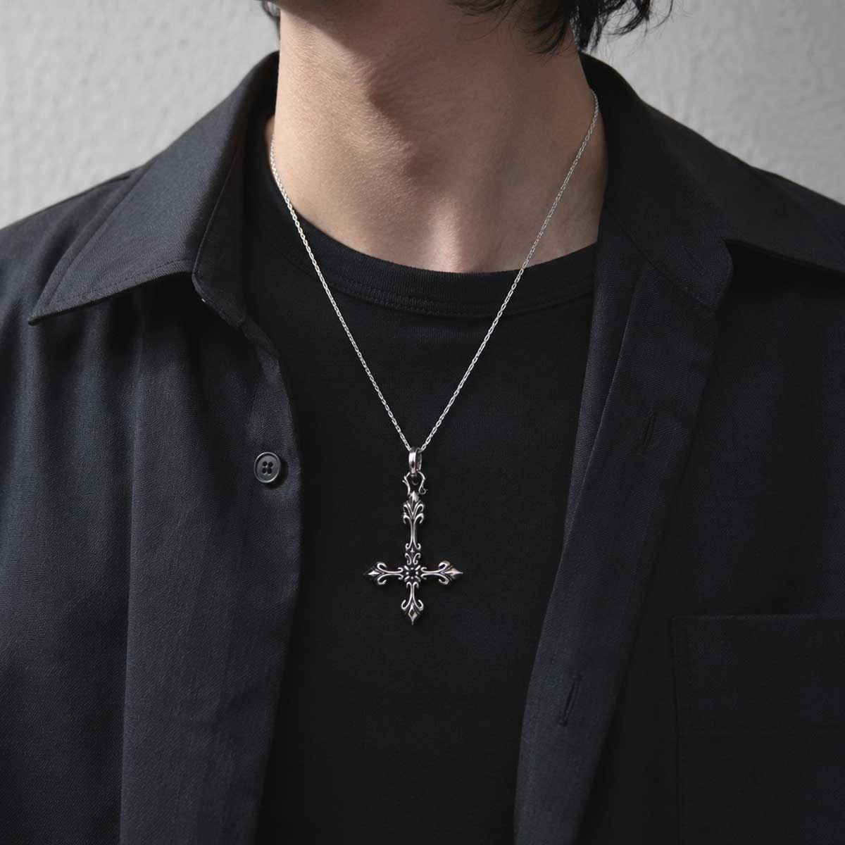 逆十字 クロス デザイン シルバー 925 ペンダント ネックレス